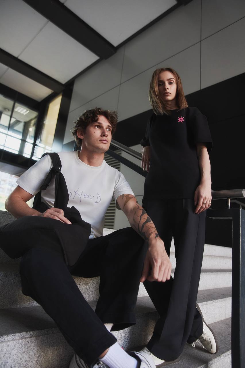 Футболка  «OUTLOUD 2025»